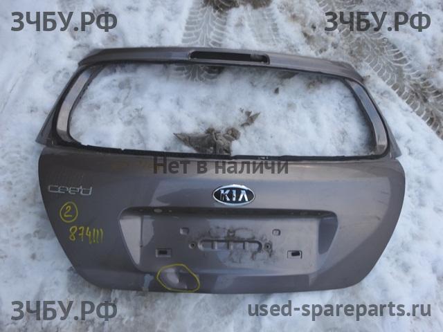 KIA Ceed 1 Дверь багажника
