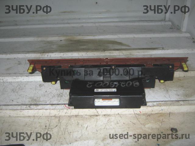 Toyota Camry 5 (V30) Блок управления климатической установкой