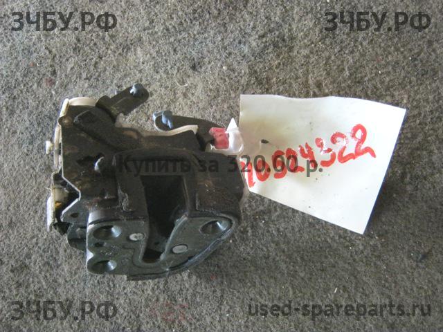 Nissan Maxima 1 (J30) Замок двери задней правой