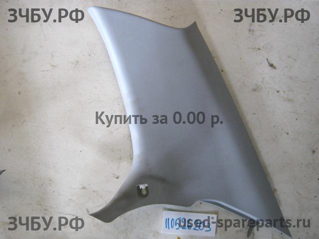 Mitsubishi Lancer 9 [CS/Classic] Накладка стойки задней правой