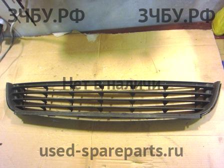 Toyota Corolla (E14 - E15) Решетка в бампер