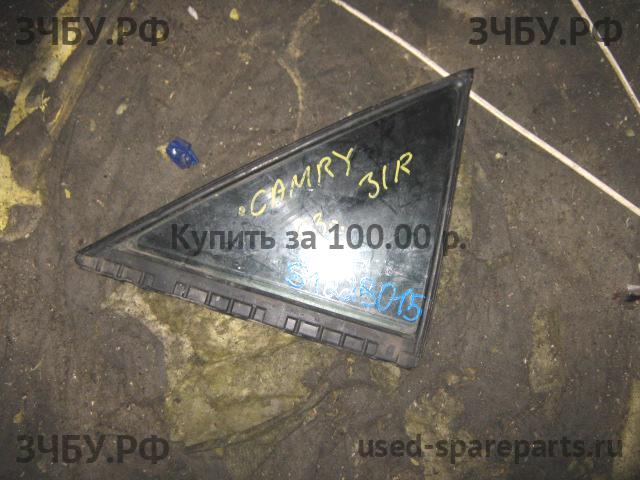 Toyota Camry 5 (V30) Стекло двери задней правой (форточка)