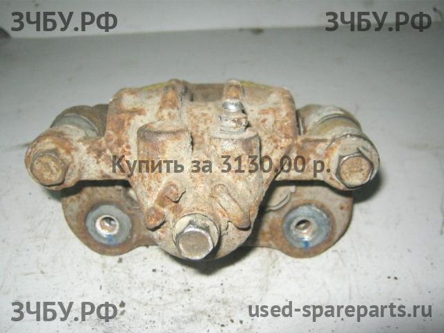 KIA Ceed 1 Суппорт задний левый (в сборе со скобой)
