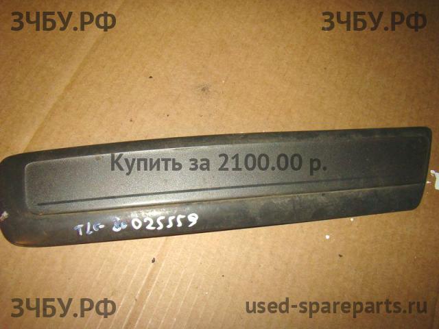 Toyota Land Cruiser 80 Молдинг