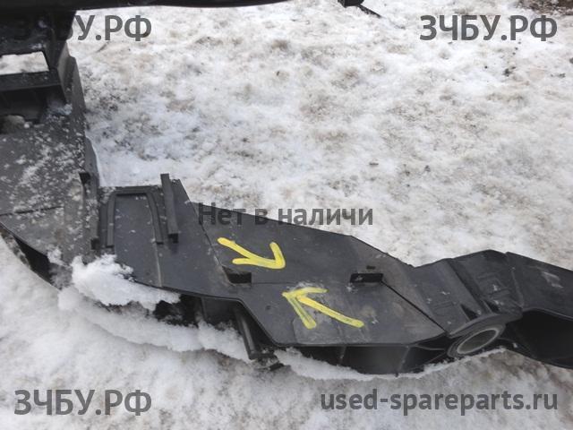 Ford Focus 3 Панель передняя (телевизор)