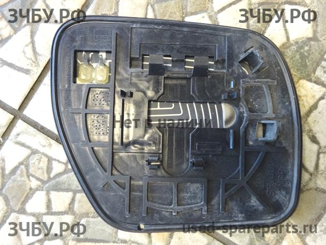 Mitsubishi Pajero/Montero 4 Зеркало левое электрическое