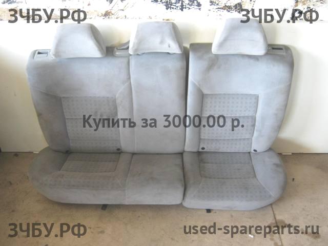 Volkswagen Jetta 4/Bora [1J2] Сиденья (комплект)