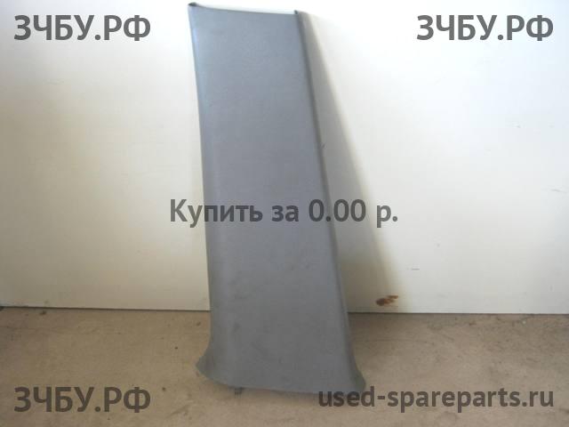 Volkswagen Jetta 4/Bora [1J2] Накладка стойки средней левой