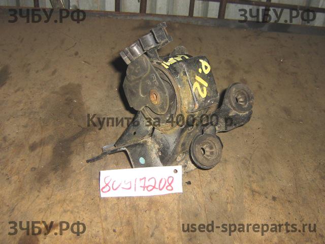 Nissan Primera P12 Опора двигателя