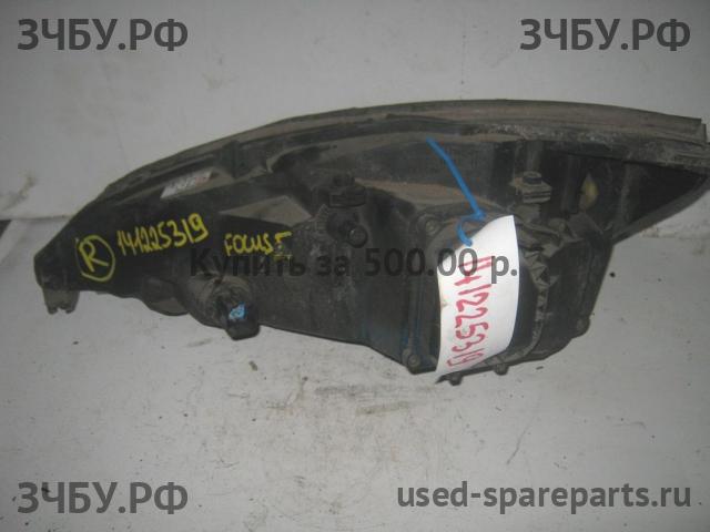 Ford Focus 1 Фара правая