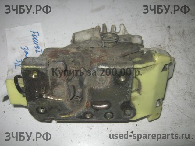 Ford Focus 1 Замок двери задней левой