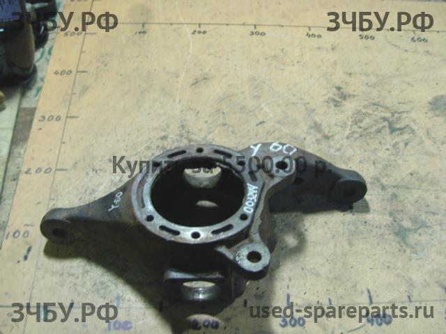 Nissan Patrol (Y60) Кулак поворотный