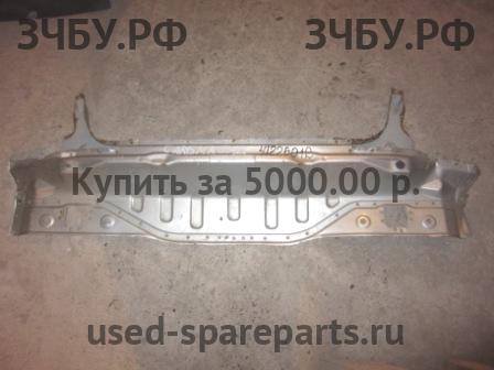 Mitsubishi Carisma (DA) 2000-> Панель задняя