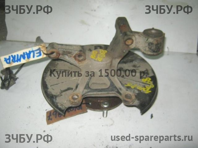 Hyundai Elantra 1 Кулак задний правый
