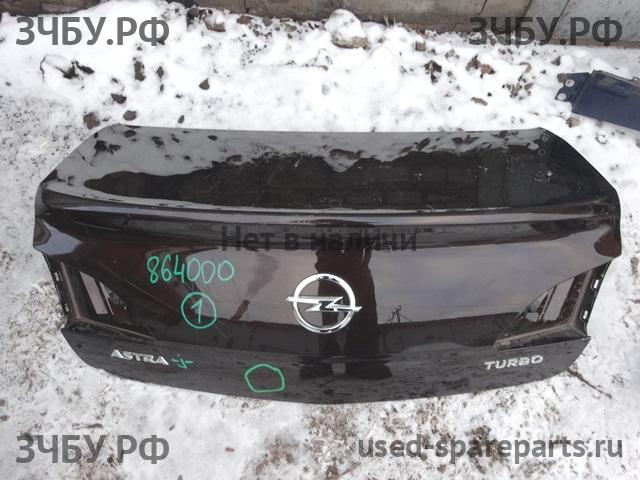 Opel Astra J Крышка багажника