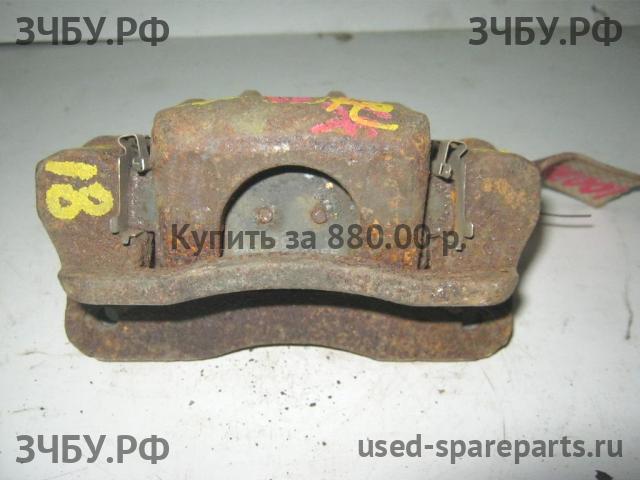 Hyundai Santa Fe 1 (SM) Суппорт задний правый (в сборе со скобой)