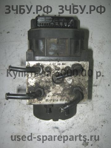 Volkswagen Passat B5 Блок ABS (насос)