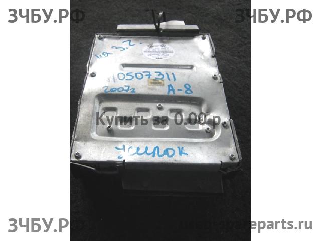 Audi A8 (2) [D3,4E] Усилитель