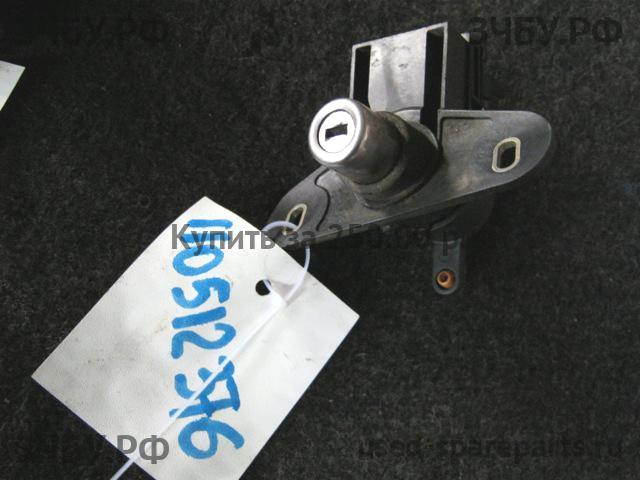 Opel Vectra B Замок багажника
