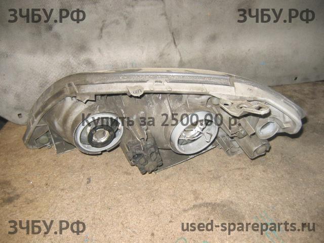 Toyota Corolla (E12) Фара правая