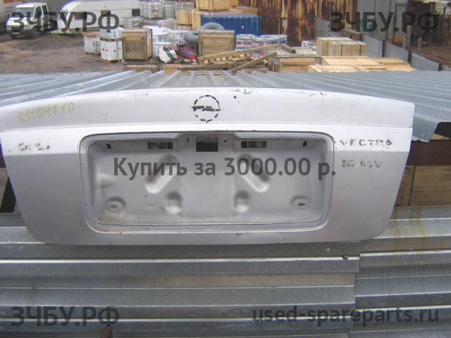 Opel Vectra B Крышка багажника