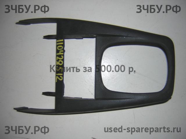 Volkswagen Passat B5 Консоль между сиденьями (Подлокотник)