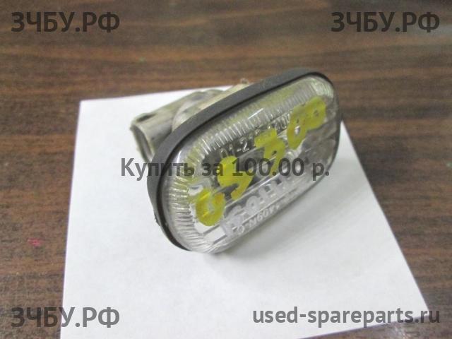 Lexus GS (1) 300 Указатель поворота в крыло (повторитель)