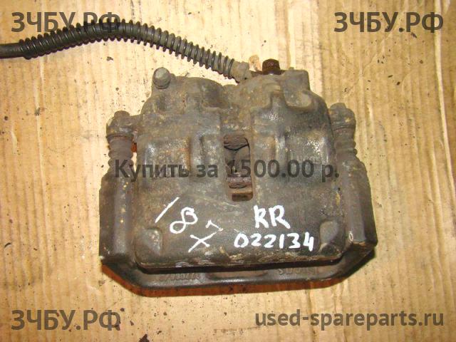 Land Rover Range Rover 2 (Classic) Суппорт передний правый (в сборе со скобой)