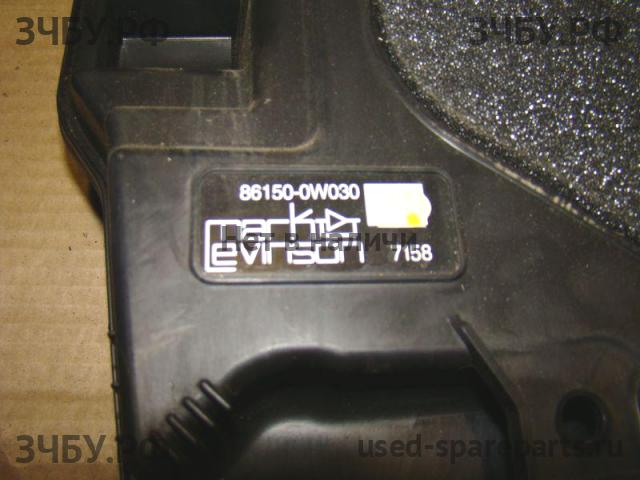 Lexus GX (1) 470 Сабвуфер