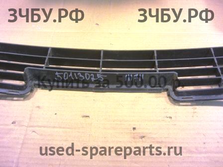 Mitsubishi Carisma (DA) 2000-> Решетка в бампер