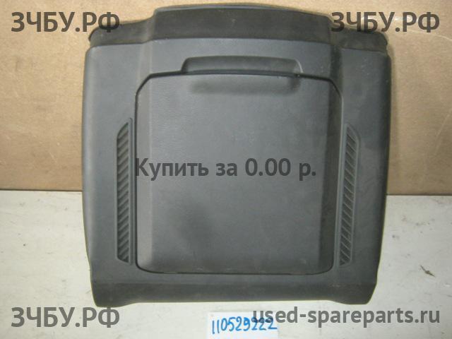 Audi A8 (2) [D3,4E] Пластик салона