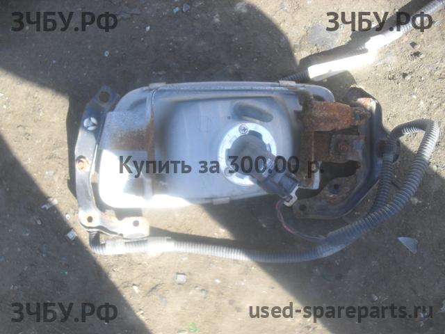 Mitsubishi Pajero/Montero 3 ПТФ правая