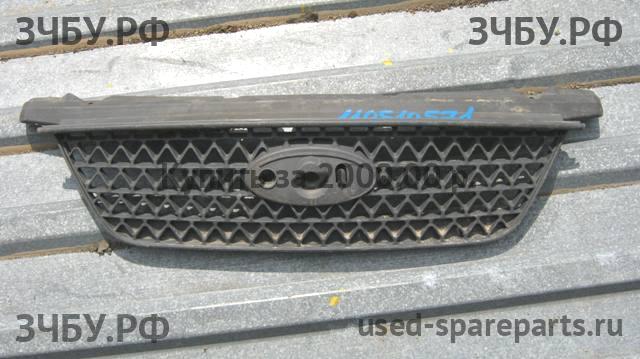 Ford Focus ST (2) Решетка радиатора