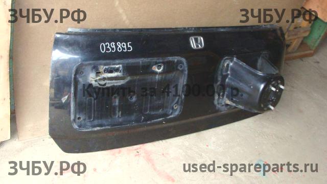 Honda CR-V 1 Дверь багажника