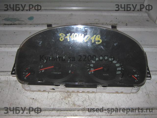 Hyundai Elantra 1 Панель приборов