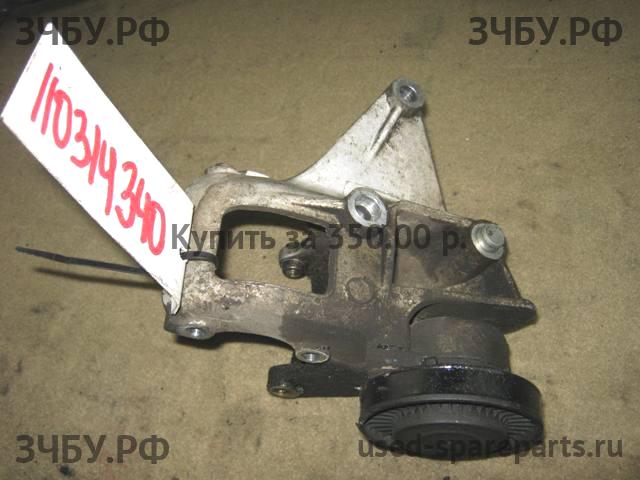 Rover 400 Tourer (XW) Кронштейн генератора