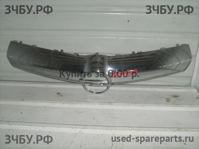 Opel Corsa D Решетка радиатора