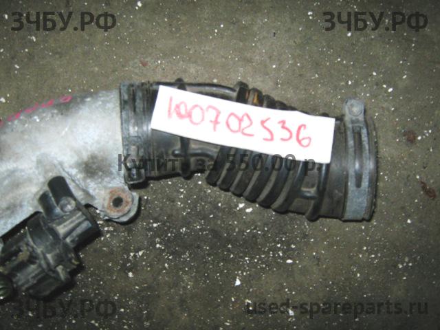 KIA Sportage 1 Патрубок