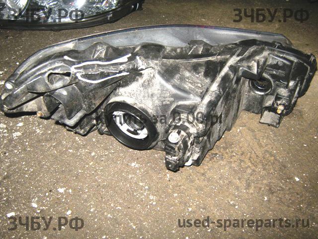 Suzuki SX4 (1) Фара левая