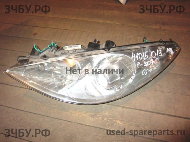 Peugeot 307 Фара левая