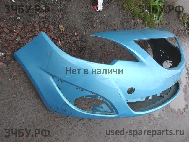 Opel Meriva B Бампер передний
