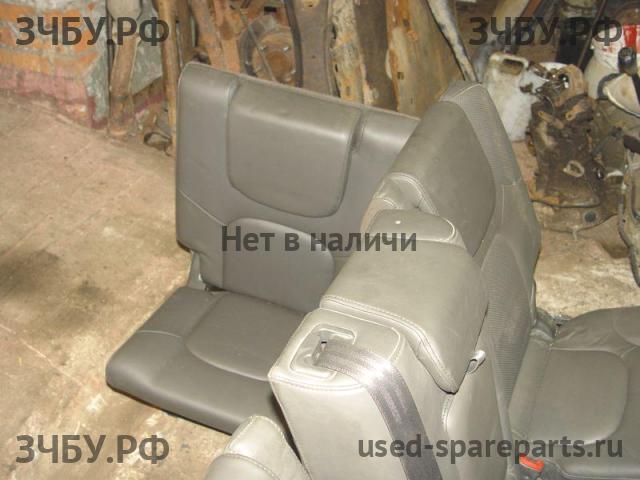 Nissan Pathfinder 2 (R51) Сиденья (комплект)