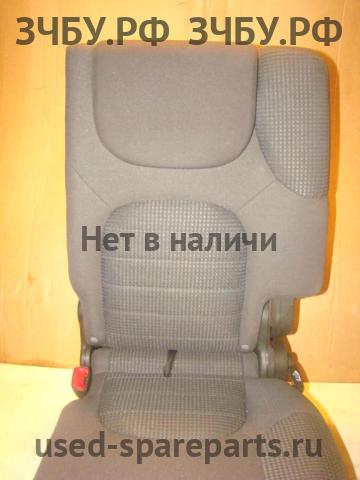 Nissan Pathfinder 2 (R51) Сиденье