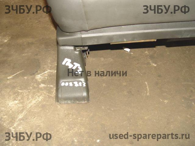 Nissan Pathfinder 2 (R51) Сиденье