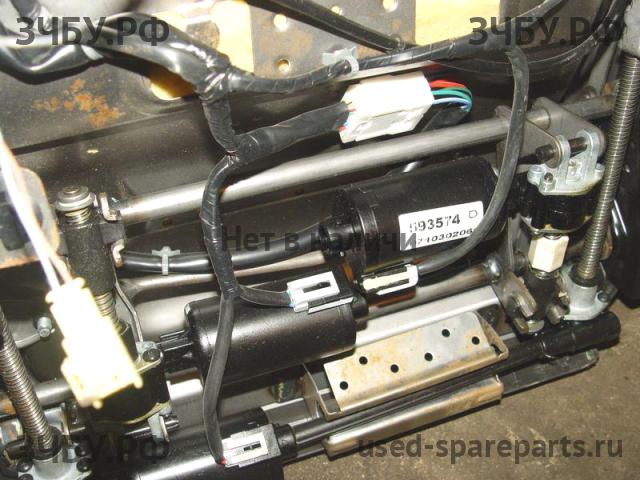 Nissan Navara 1 (D40) Сиденье