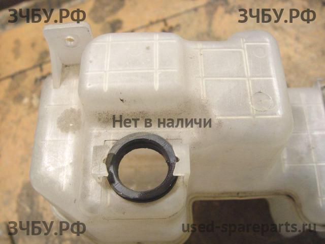 Mitsubishi Pajero Pinin (H60) Бачок омывателя лобового стекла