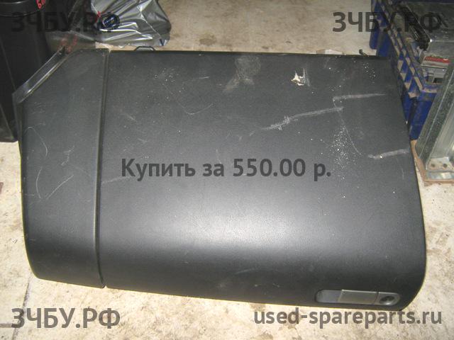 KIA Clarus Бардачок