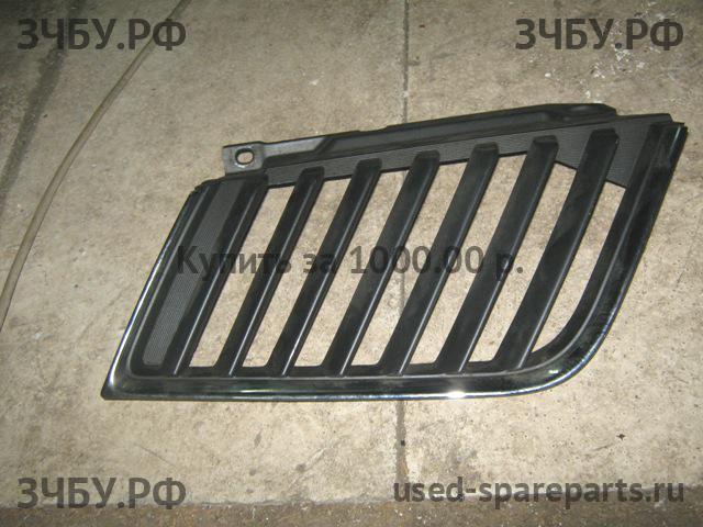 Mitsubishi L200 (4)[KB] Решетка радиатора