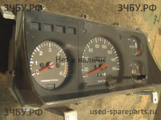 Toyota Land Cruiser 70 Панель приборов