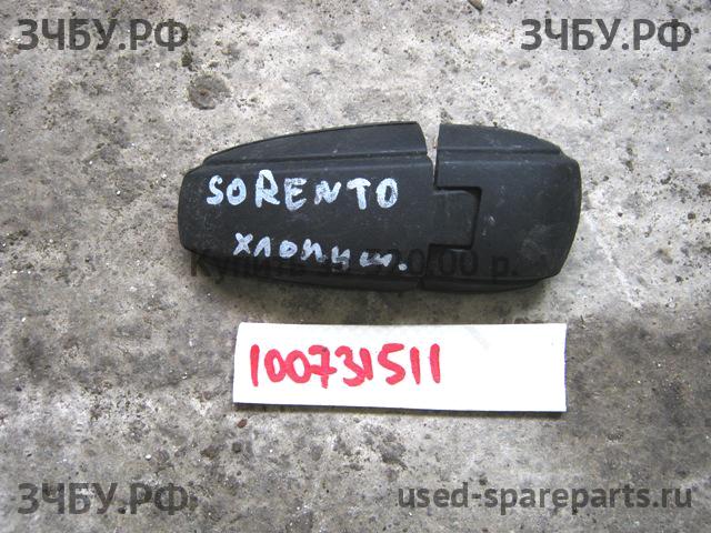 KIA Sorento 1 Петля крышки багажника